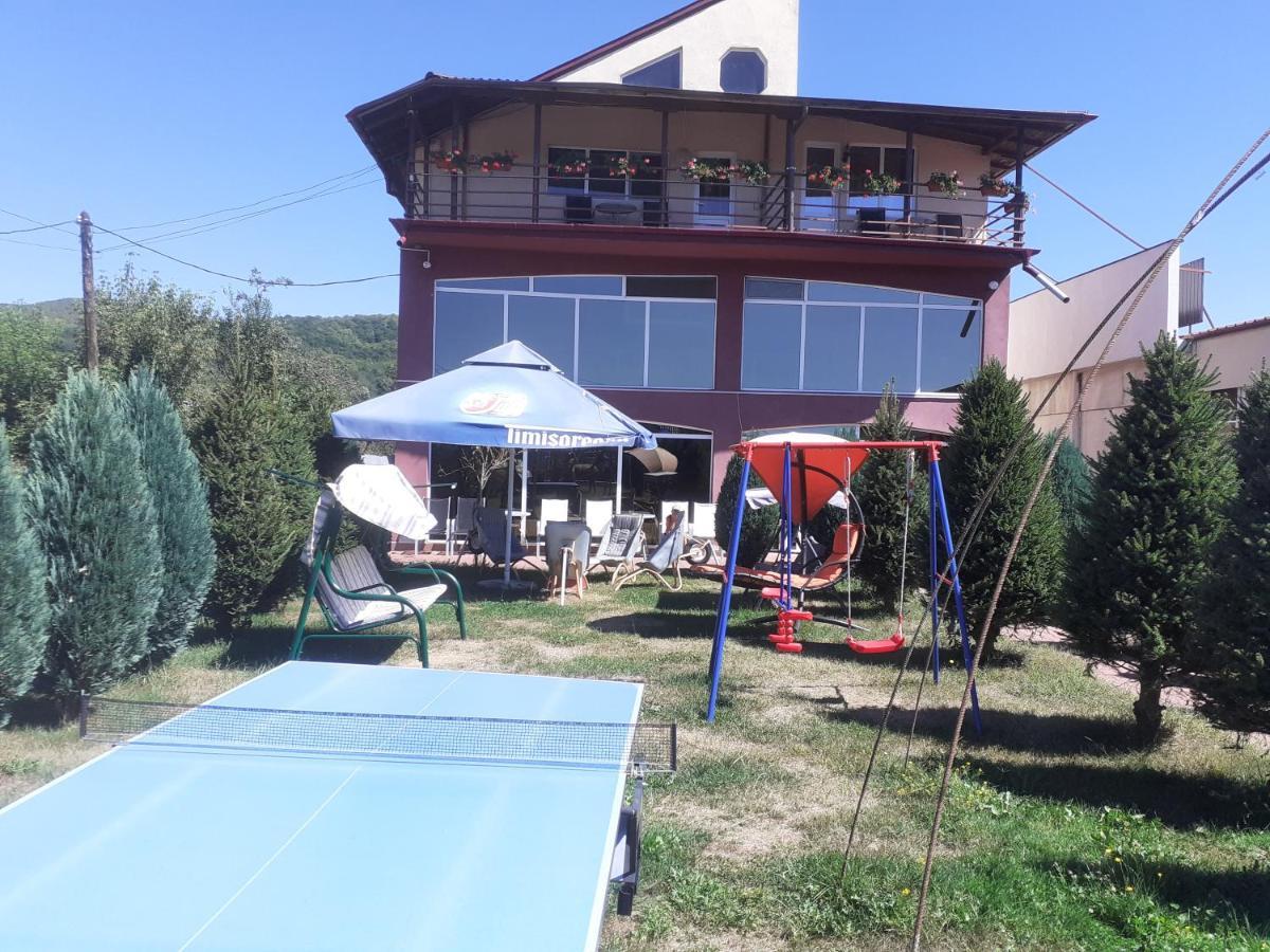 Pensiunea Mara Baiculesti Exterior photo